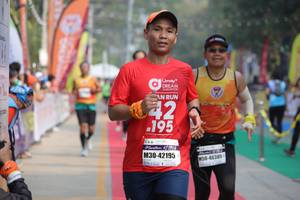 BIB: 142, 195, 42195, 46385
                            <button type="button" onclick="openModal(8146160)" class="btn btn-primary btn-sm float-right btn-popup" data-toggle="modal" data-target=".modal-high-quality">
                        <i class="fas fa-shopping-cart"></i> Add to Cart
                    </button>
                                            <button type="button" onclick="isThisMe(8146160, true)" class="btn btn-success btn-sm float-right btn-popup btn-isme hidden" data-toggle="tooltip" data-placement="bottom" title="นี่คือรูปของคุณใช่ไหม คลิกที่นี่เพื่อเอาเข้าอัลบั้ม">
                        <i class="fas fa-plus"></i> Add to album
                    </button>
                    <button type="button" onclick="isThisMe(8146160, false)" class="btn btn-warning btn-sm float-right btn-popup btn-isnotme hidden">
                        <i class="fas fa-ban"></i> Remove from album
                    </button>